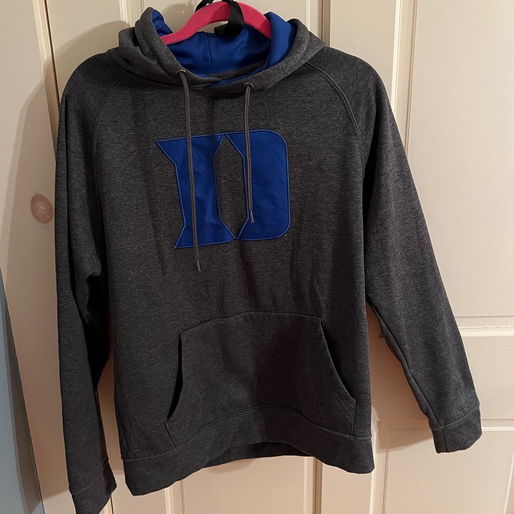 Duke hoodie size medium